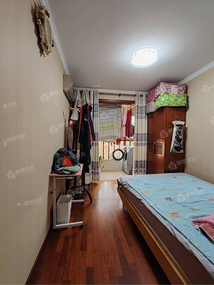 天成郡府西区3室2厅2卫144㎡