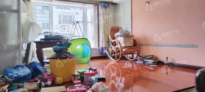 华西北区4室2厅2卫188㎡