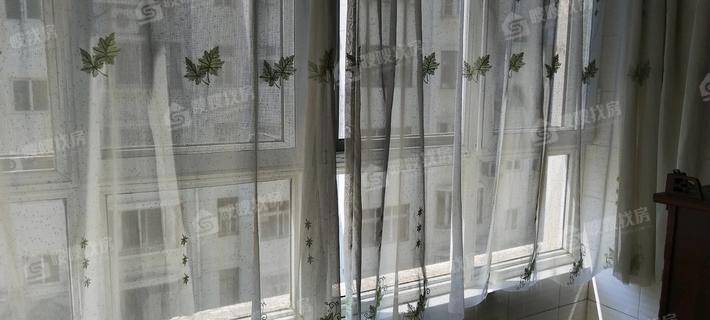 华西北区4室2厅2卫188㎡
