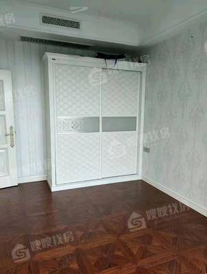 沧兴一品4室2厅2卫168㎡