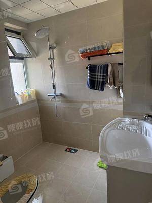 金域华城（金茂府）3室2厅2卫120㎡