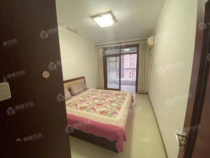 天成郡府东区3室2厅2卫134㎡