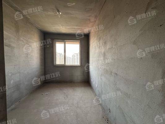 万泰丽景东区3室2厅2卫135㎡