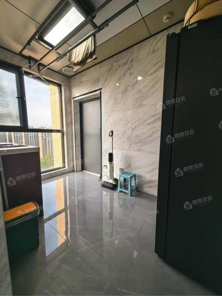 天成玉玺台三期3室2厅2卫145㎡