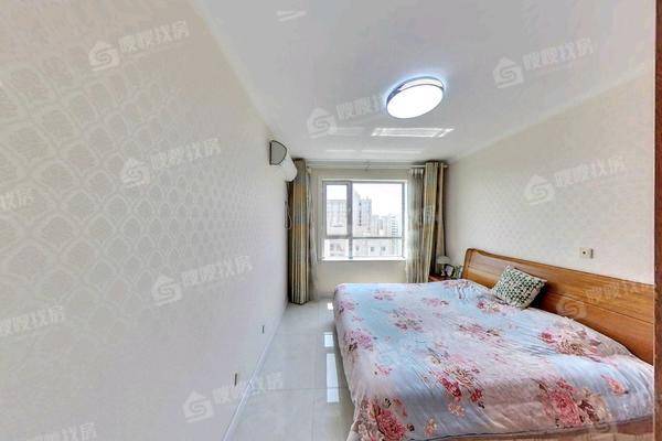 天成郡府东区2室2厅1卫96㎡