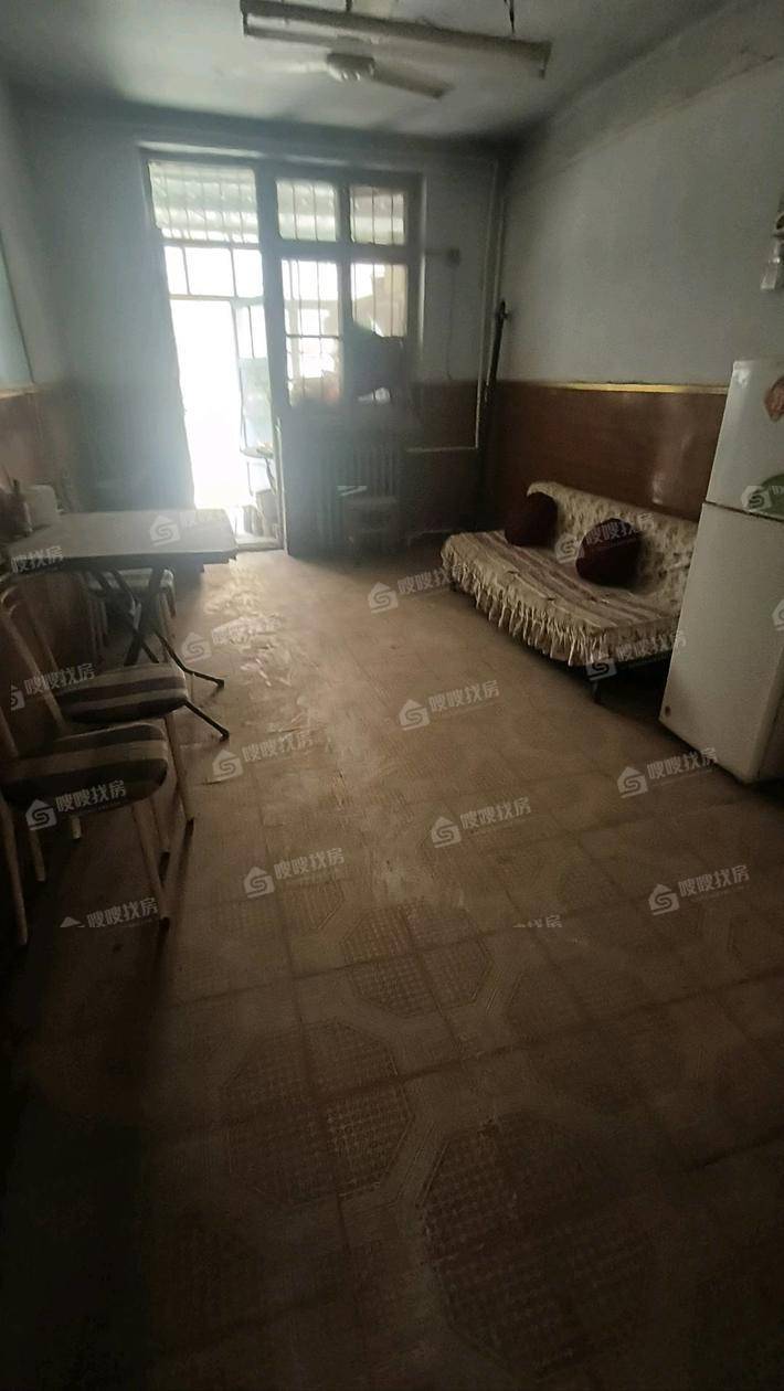 南新村社区3室1厅1卫68㎡