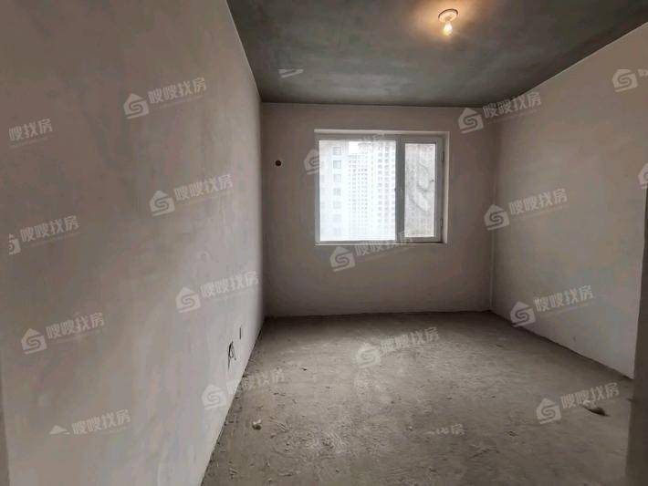 万泰丽景东区4室2厅2卫182㎡