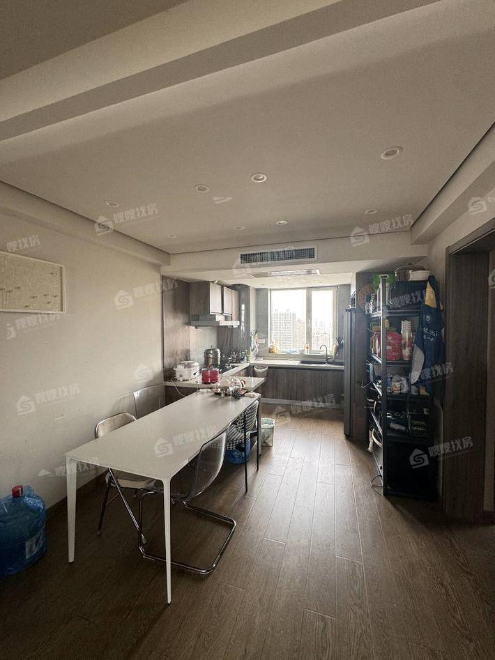 天成明月洲东区3室2厅2卫132㎡