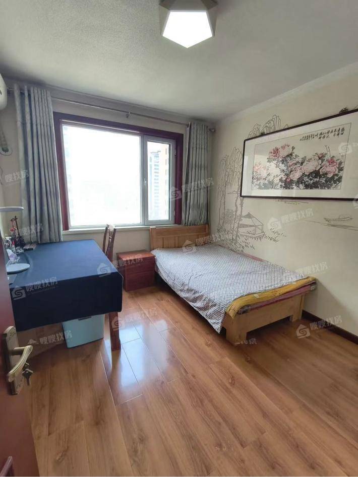 万泰丽景东区3室2厅2卫129㎡