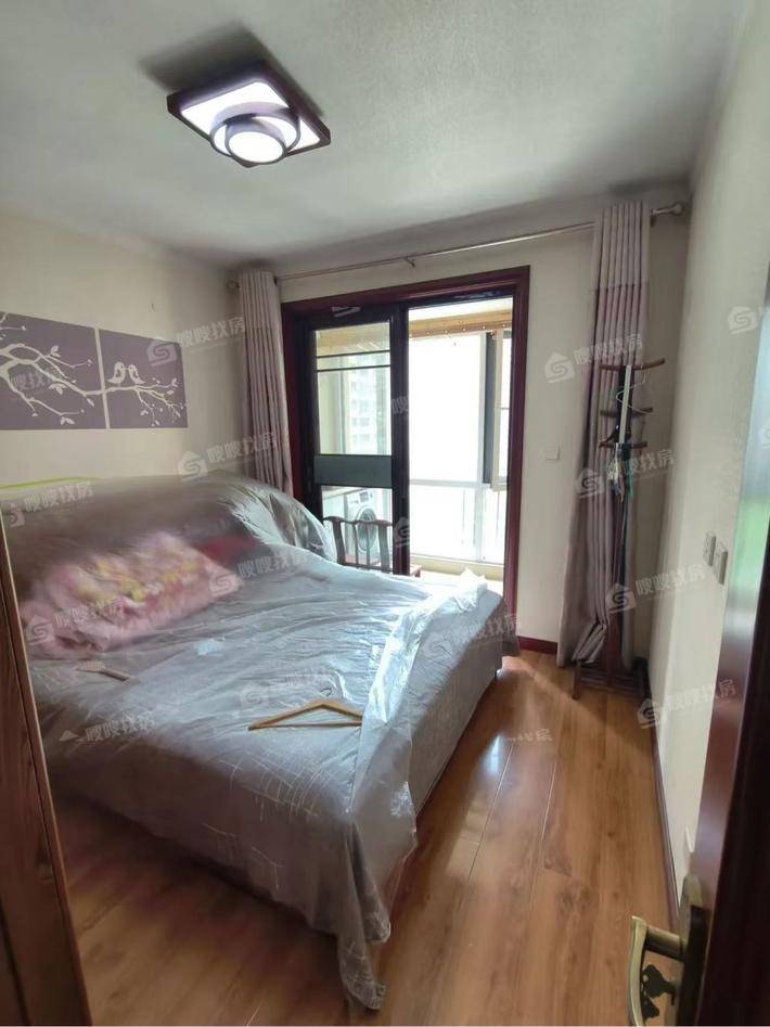 万泰丽景东区3室2厅2卫129㎡