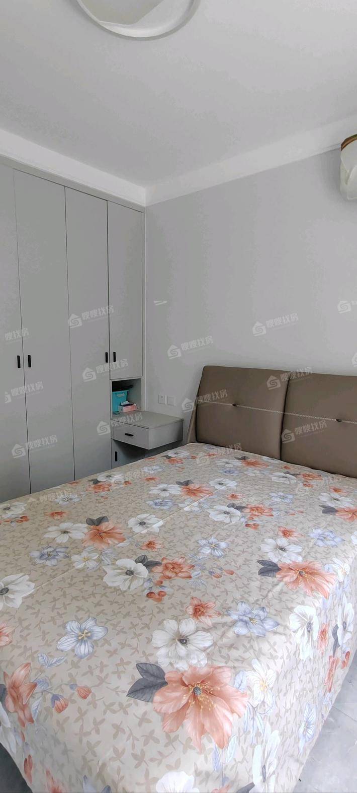 保利堂悦3室2厅1卫98㎡