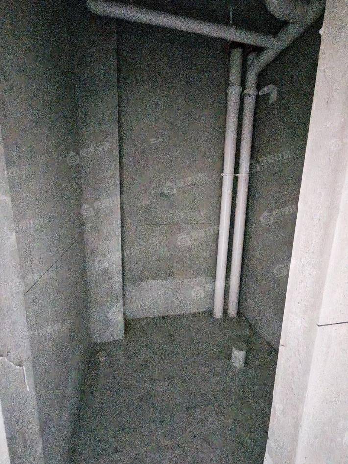 颐和庭园3室2厅1卫121㎡
