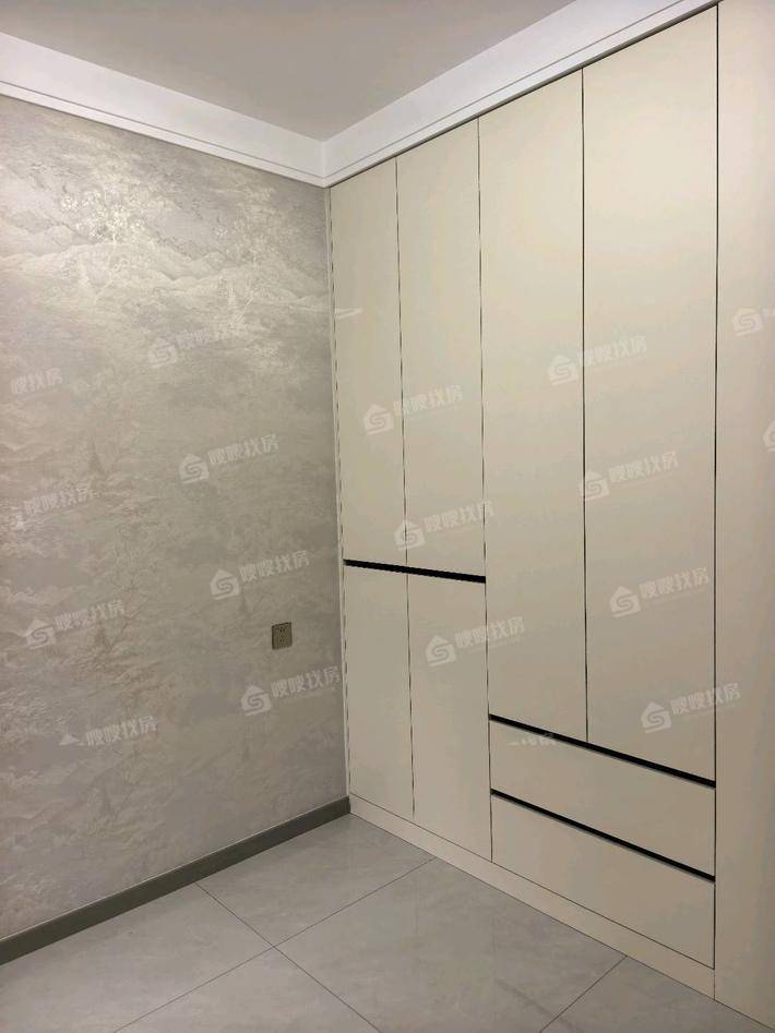 三里家园3室2厅2卫116㎡