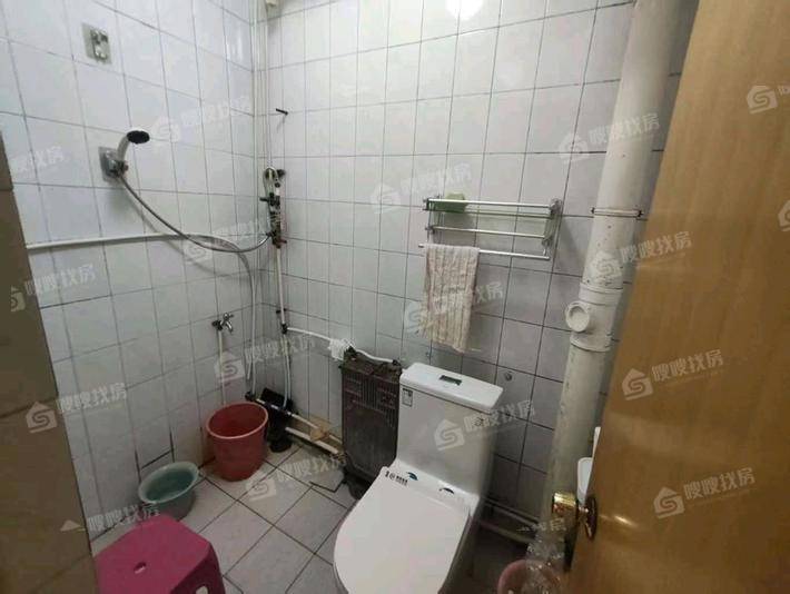 自来水公司宿舍楼2室2厅1卫81㎡