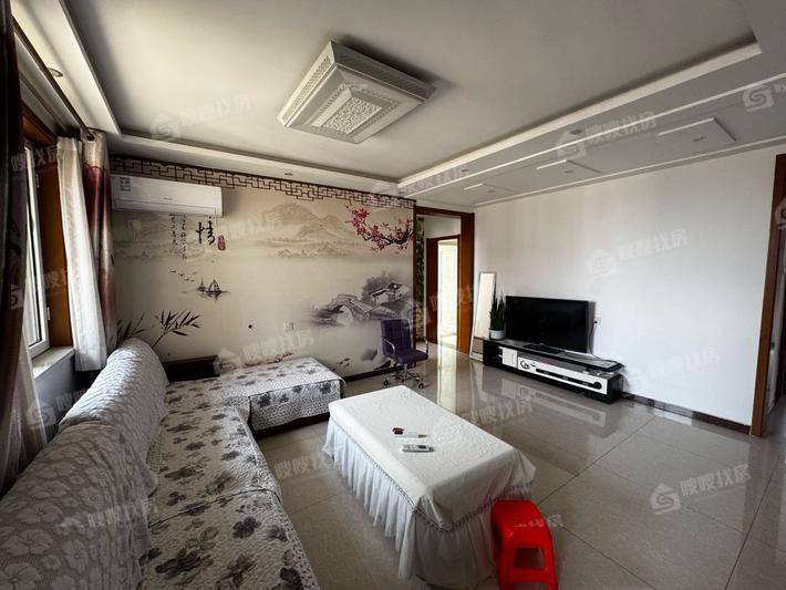 万泰丽景东区3室2厅2卫129㎡