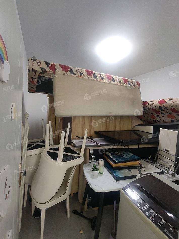保利花园2室2厅1卫92㎡