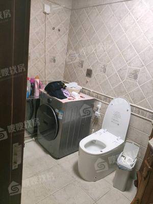 万泰豪景5室2厅3卫218㎡