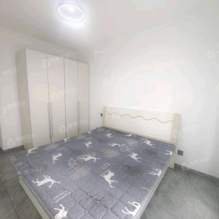 金域华城（金茂府）2室2厅1卫92㎡