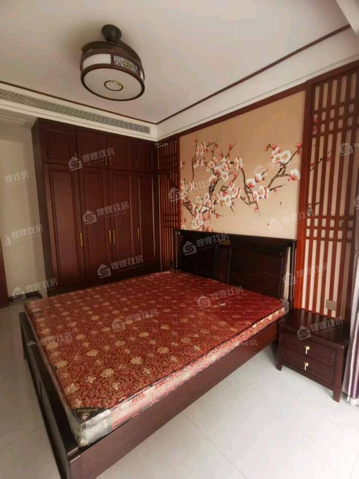 天成玉玺台一期3室2厅2卫107㎡