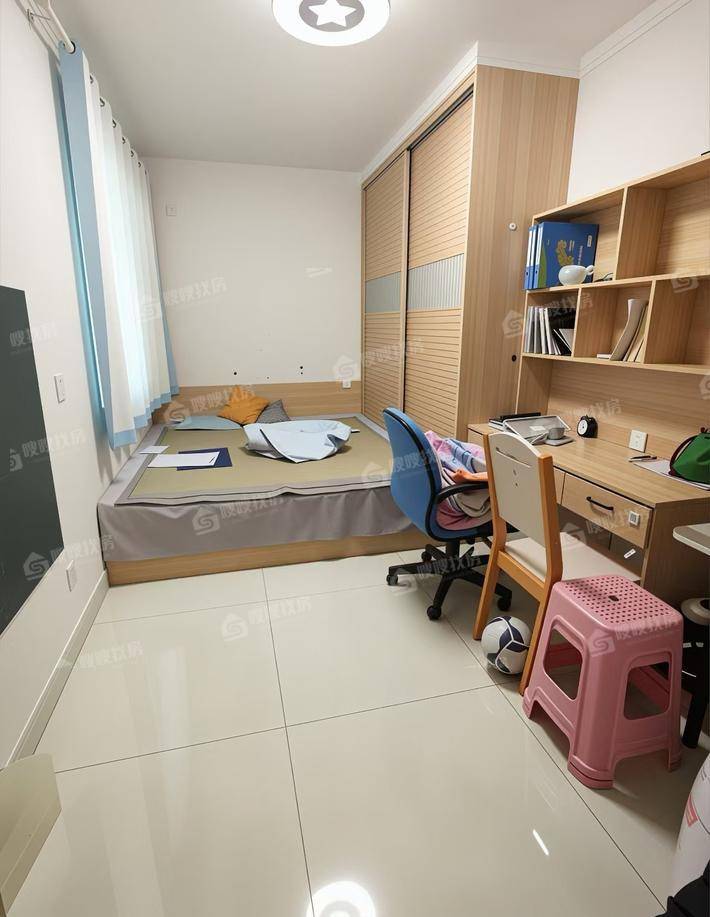 御宇国际四期2室2厅1卫85㎡
