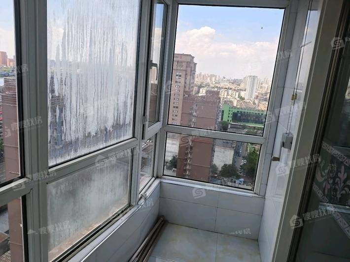 禧福荷堂C区3室2厅2卫118㎡