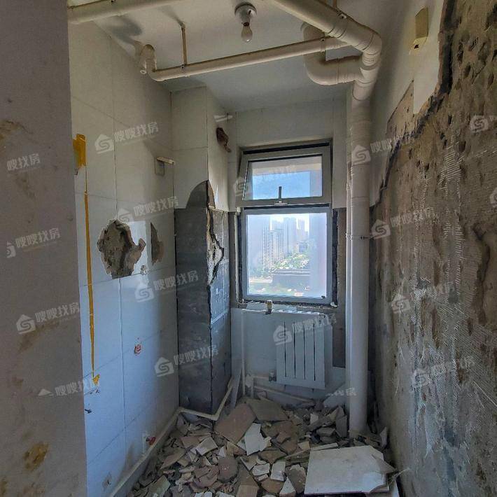 世纪家园3室2厅2卫135㎡