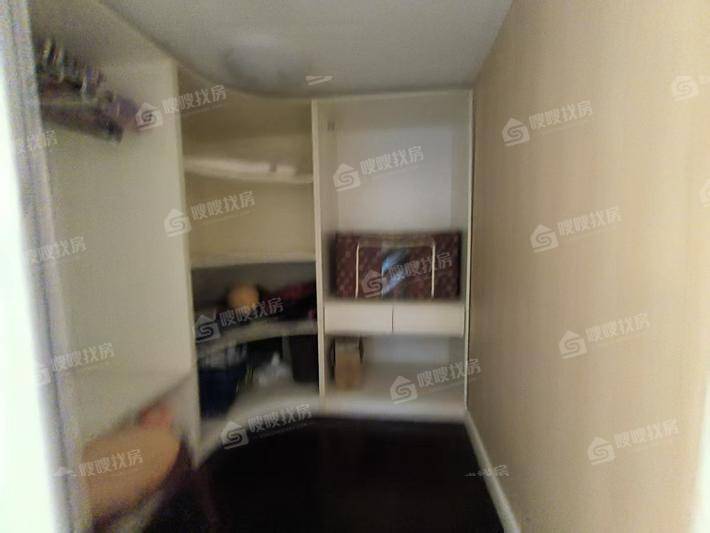 皇家壹里（C区）4室2厅2卫159㎡