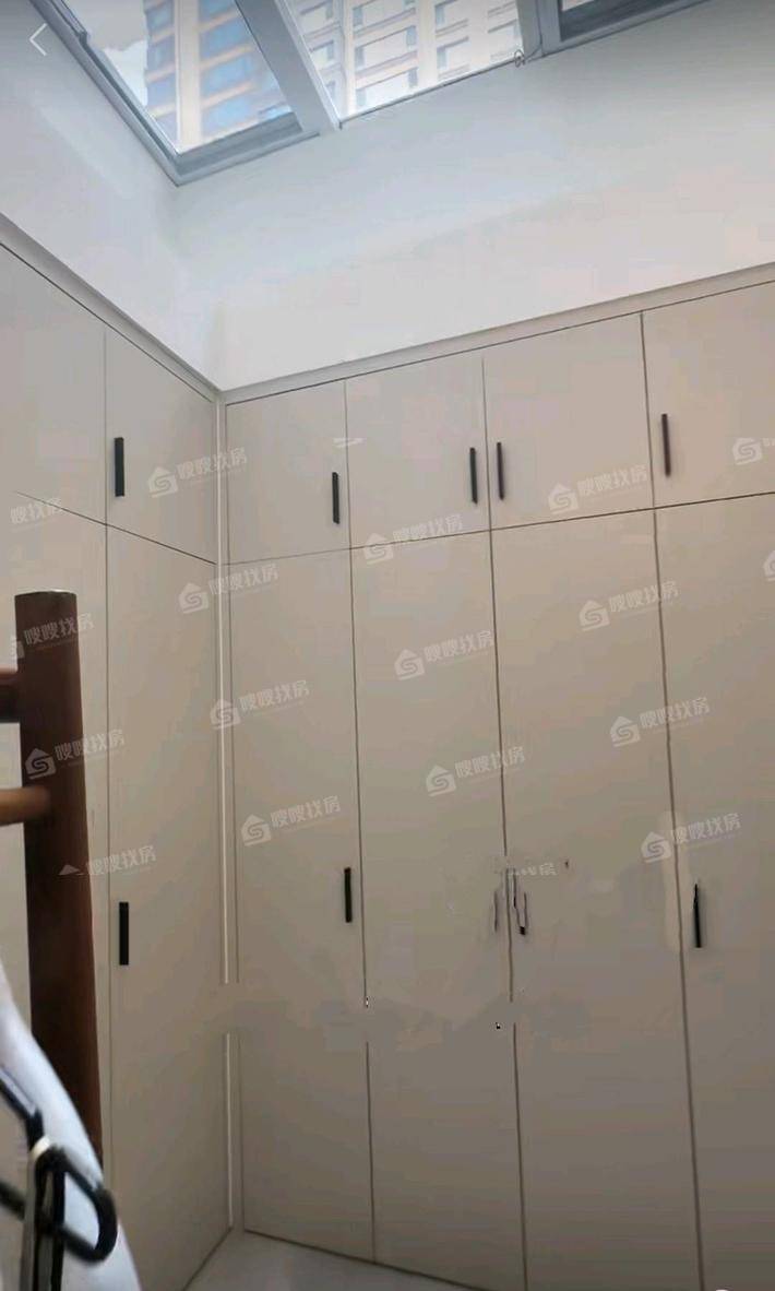 天成玉玺台三期4室2厅2卫115㎡