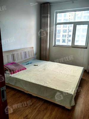 凤凰城（C区）3室2厅2卫138㎡