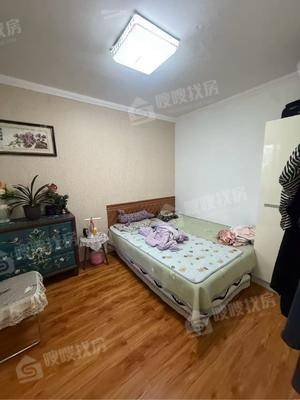 万泰丽景东区2室2厅1卫87㎡