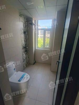 医专小区（新医专宿舍）3室2厅1卫111㎡