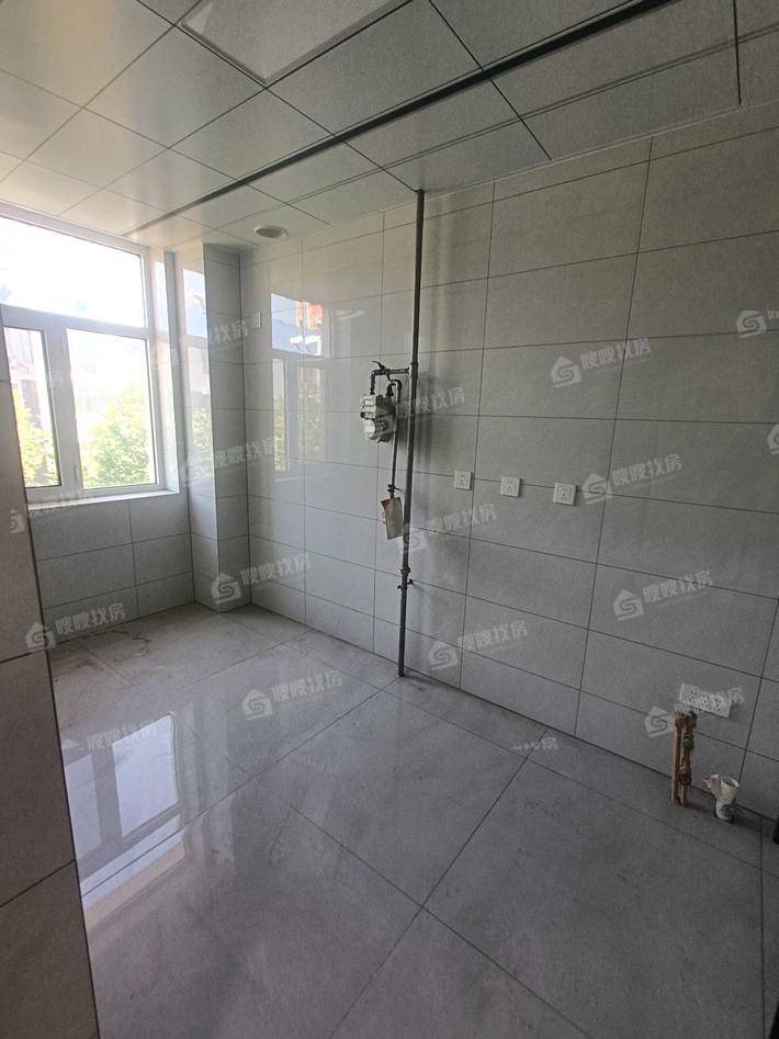 医专小区（新医专宿舍）3室2厅1卫111㎡