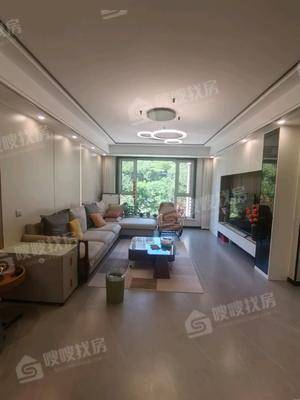 天成名著三期4室2厅2卫137㎡