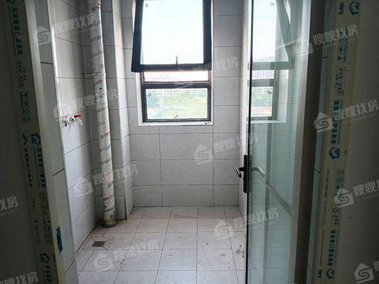 运河樾府3室2厅2卫135㎡