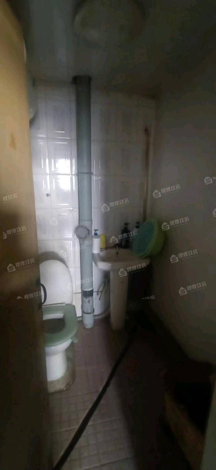 李家花园小区3室2厅1卫60㎡