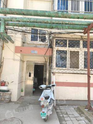 化堪小区3室2厅1卫100㎡