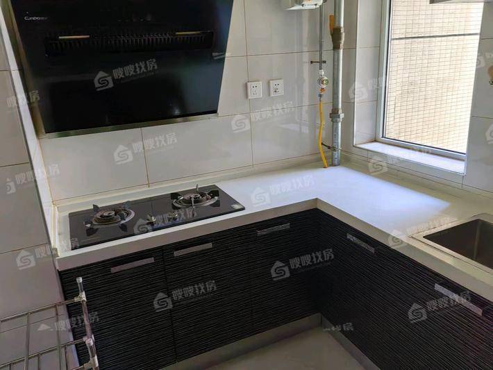 凤凰城（B区）2室2厅1卫84㎡
