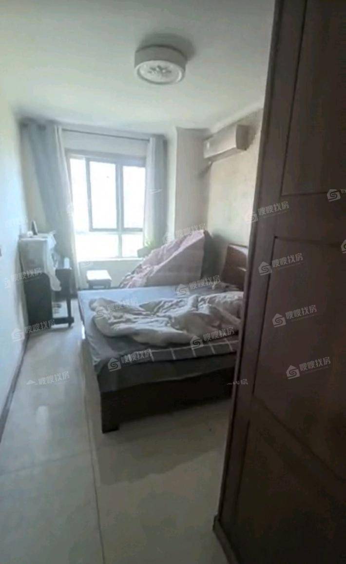 信友城市之光3室2厅2卫137㎡
