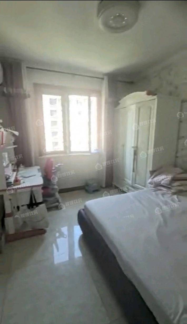 信友城市之光3室2厅2卫137㎡