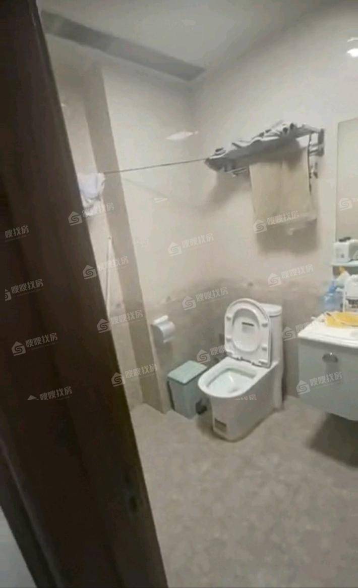 信友城市之光3室2厅2卫137㎡