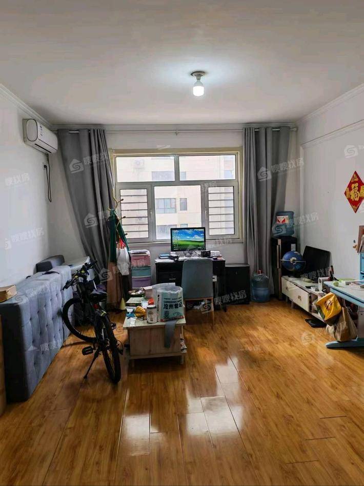 龙岸清华3室2厅2卫124㎡