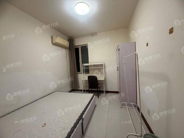 龙岸清华3室2厅2卫121㎡