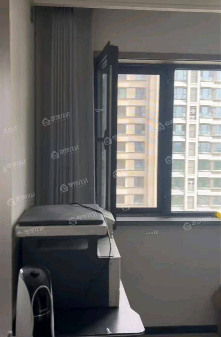 泽信云尚3室1厅1卫98㎡