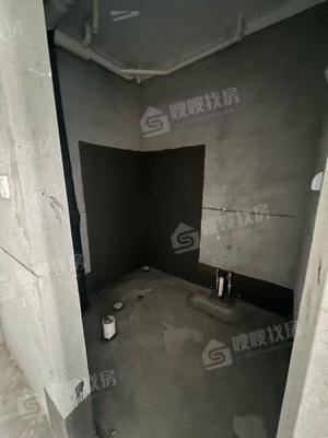 新城玺樾春秋4室2厅3卫185㎡