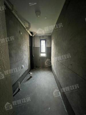 新城玺樾春秋4室2厅3卫185㎡