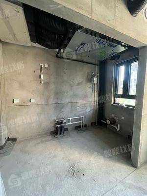 新城玺樾春秋4室2厅3卫185㎡