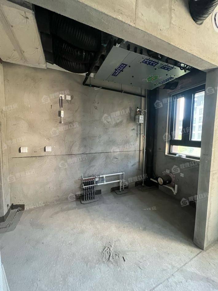 新城玺樾春秋4室2厅3卫185㎡