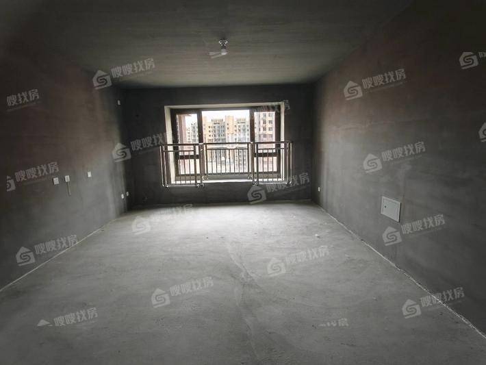 天成和悦名著西区4室2厅2卫145㎡