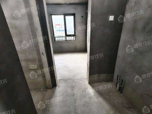 天成和悦名著西区4室2厅2卫145㎡