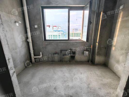 天成和悦名著西区4室2厅2卫145㎡